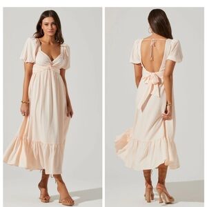 NWOT - Astr The Label Cream Twist Bust Tie Open Back Midi Dress size M
